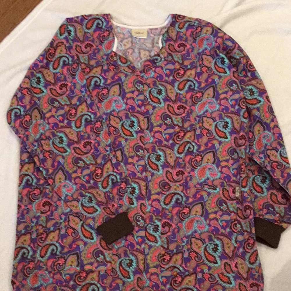 Tafford scrub jacket